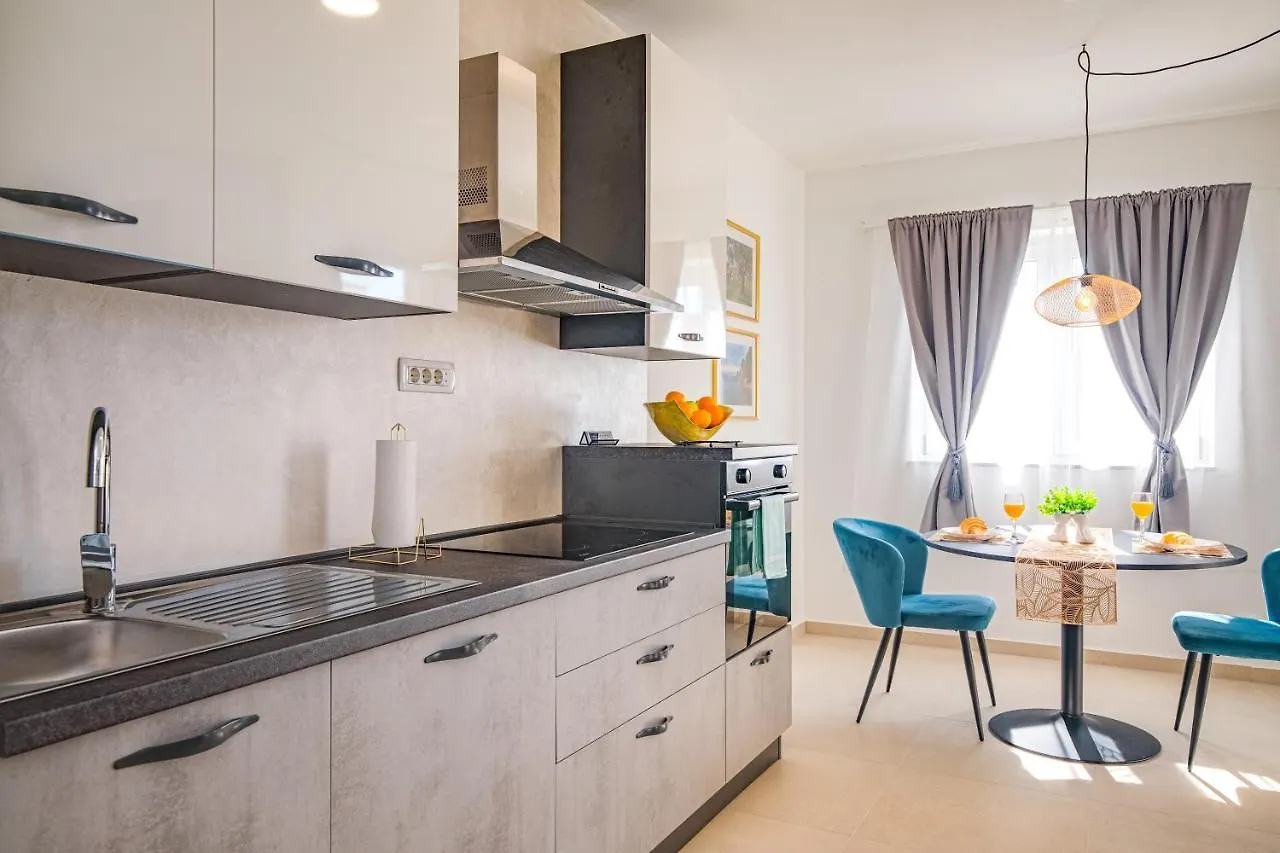 Apartman Mares 2 Krk Town